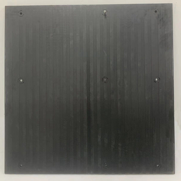 Non Slip Draining 3/4 Thick Rubber Mat Embedded With 4mm Steel Plate