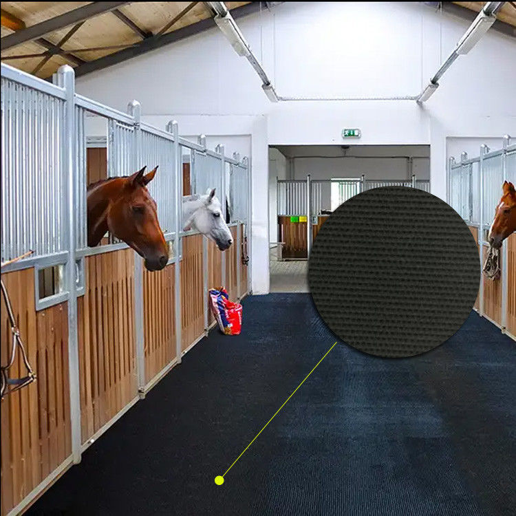 Anti Slip Horse Trailer Floor Mats Stable Noise Insulating For Walkways