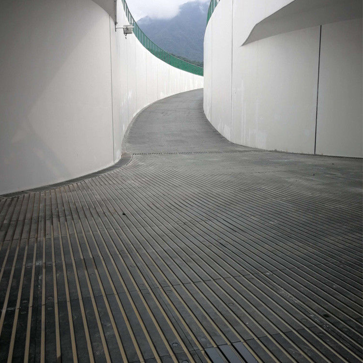 Cast Iron Rubber Matting For Underpass Safety Surfacing Rubber Stable Mats